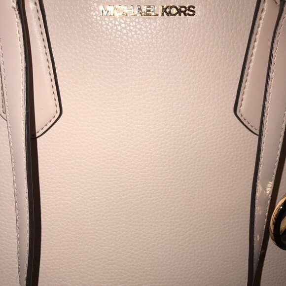 Michael Kors Kimberly Tote in Powder Blush In excellent condition peach / pink - Picture 16 of 16